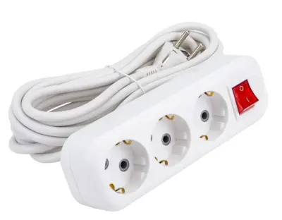 Удлинитель сетев. LUX УЗ-ЕBK-05 черный с выключ. 3-местный с з/к 250В 16А 5м, , шт в интернет-магазине Патент24.рф